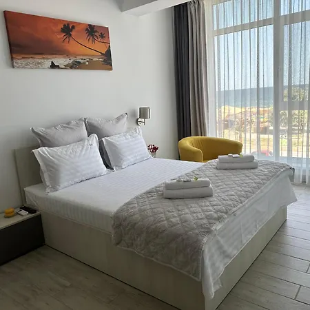 Alfie Mamaia Nord Apartmán *