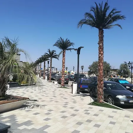 Alfie Mamaia Nord Apartmán *